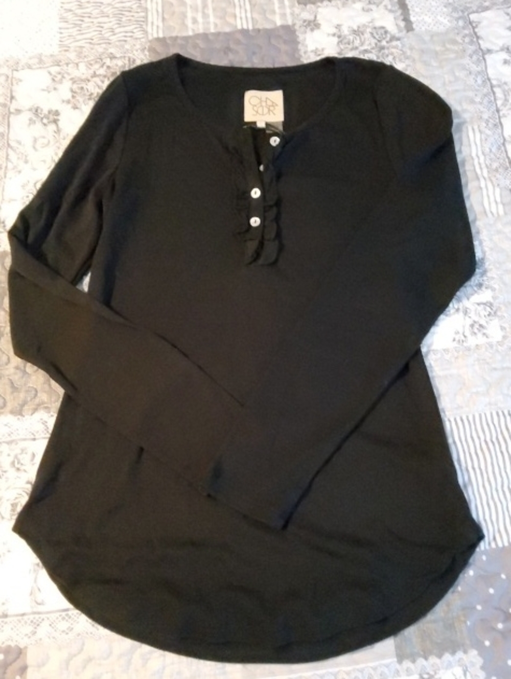 Chaser Black Long-Sleeve Henley with Ruffle Placket Large NWT RARE
